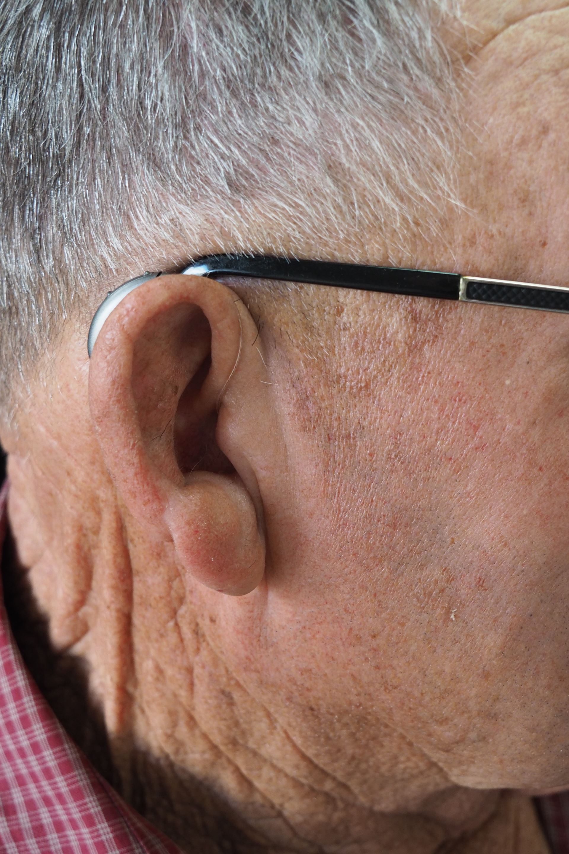 Wearing a hearing aid